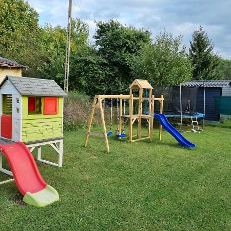 Domek Pod Swierkami -Apartament Swierkowy IV Кудова-Здрой Екстериор снимка